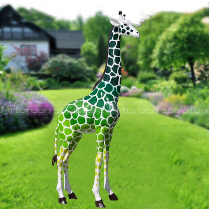 giraffe lawn ornament