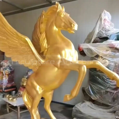 flying horse statue