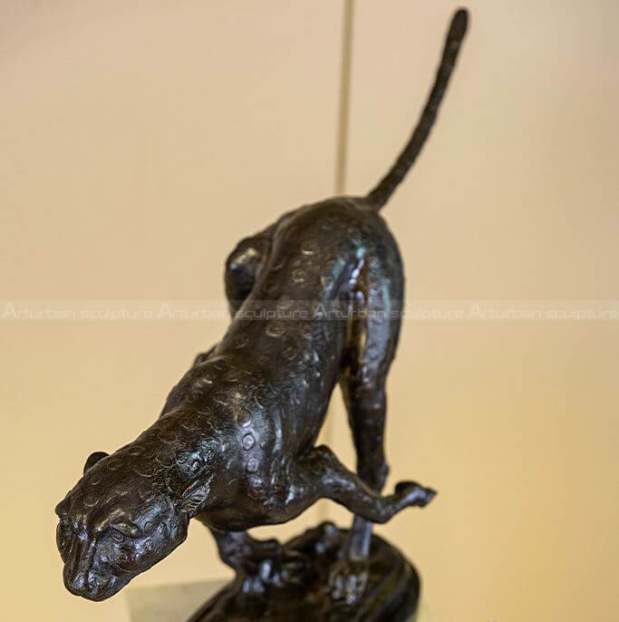 Large Modern Resin Leopard Sculpture,Classical Leopard Statues for Home Decor, H:31.5 Inch Big Size Suitable for Various Shops Hall ,Highly Eye-Catching