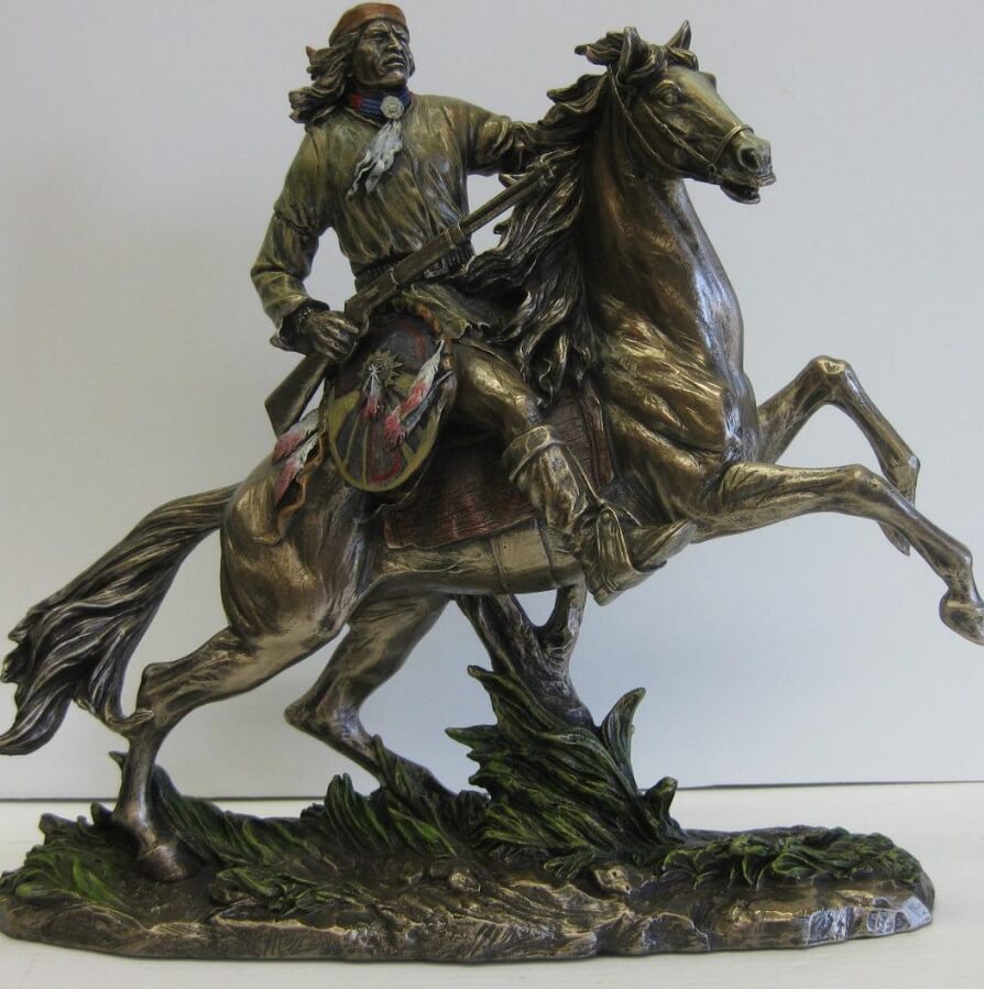 soldier on horse Arturban Statue Arturban Statue