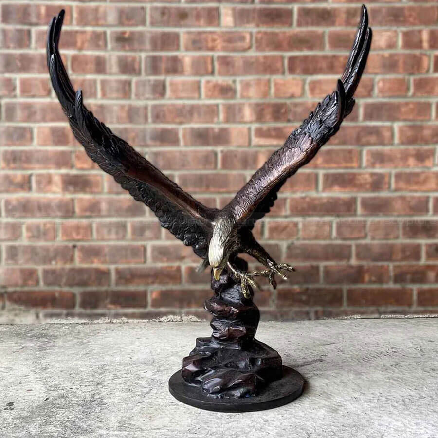 Flying Eagle Garden Sculpture Arturban Statue